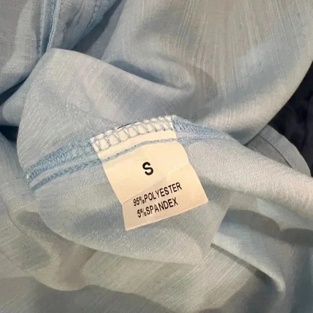 Baby Blue Top with Lace Hole Sleeves Size Small - Picture 9 of 10